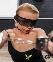 stunning blonde mom rebecca black gets tied up and blacked anally15819