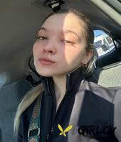 pretty onlyfans babe all about diana posing in her hot outfits in a solo
