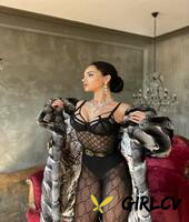 onlyfans babe anastasia vi strips her fur coat & poses in her sexy lingerie159557