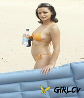 brunette pornstar cameron cruise exposes her tits & toys her twat on the beach