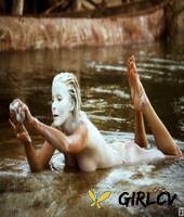 lovely model dolls posing naked in the nature and showing their superb bodies570