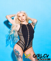 attractive blonde kenzie reeves gets her pussy destroyed by a huge black dick37994