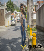 sweet latina teen denisse gomez flaunts her stunning figure in jeans46236