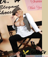 shoeshiner eve laurence strips at work and shows off her lovely big tits & ass25084