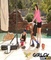brunette milf with fakes makayla coxxx gets banged by two basketball players96695