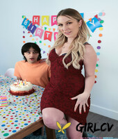 mom wants to breed performed by elias cash sydney paige hot pics18093