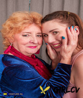 mature lesbian noretta has steamy oral sex with her young gf aleya sun102658