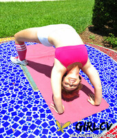 bootylicious redheaded pornstar jodi taylor gets dicked after her yoga class62216
