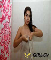 hot pakistani babe luna silver strips her sportswear and takes a bath42562