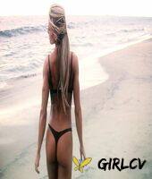 sexy blonde abby marie flaunts her incredible ass in black undies on the beach210141