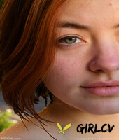 good looking babe aria fingers and toys her asshole before pool time