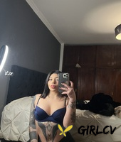 sexy onlyfans cam babe mili pie teases with her big boobs while taking selfies104179