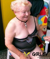 blonde granny maschenka teases with her saggy tits in her compilation28109