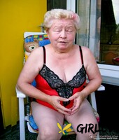 blonde granny maschenka teases with her saggy tits in her compilation28097