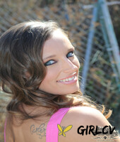 brunette angel jamie jackson gets her mouth stuffed by bbcs in a blowbang
