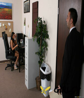big titted office beauty mackenzee pierce gets drilled by her hung assistant29427