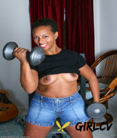short-haired ebony stacy j shows her big ass & pink cunt after working out57563